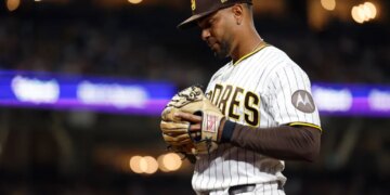 Xander Bogaerts muses on similarities and differences between time with Padres and Red Sox